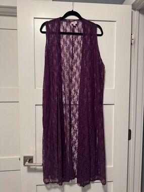 LuLaRoe Sheer Lace Overlay in Plum